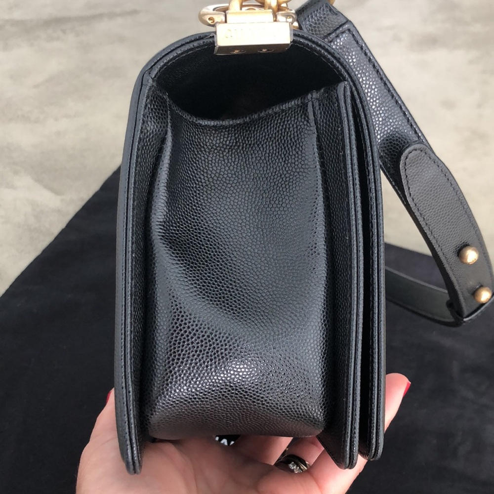 β€οΈ SOLD β€οΈ Stunning Boy CHANEL Handbag - Picture 4 of 15